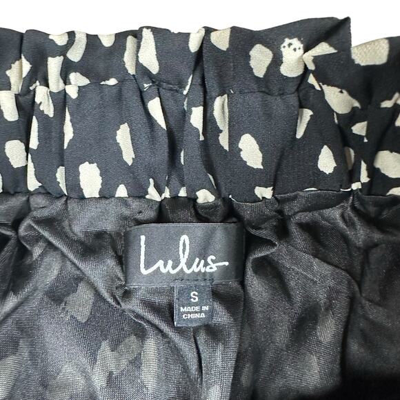 LULUS Black White Dotted Patterned Paperbag Pants Women's Size Small Flowy Boho - Picture 3 of 7